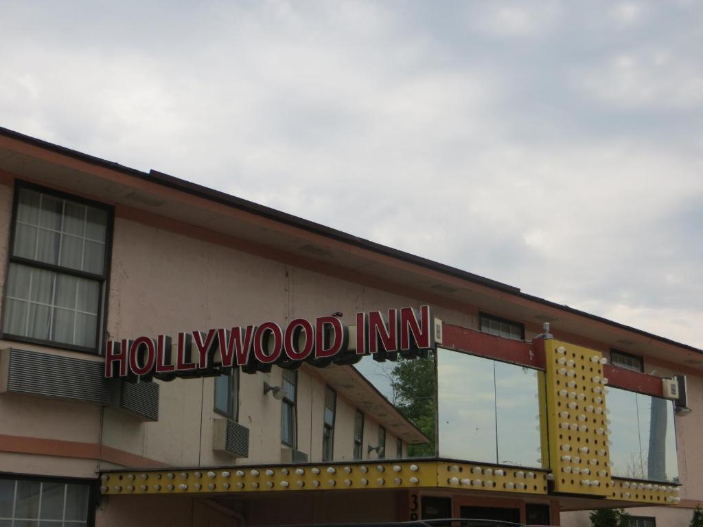 Hollywood Inn & Suites Gurnee Exterior foto